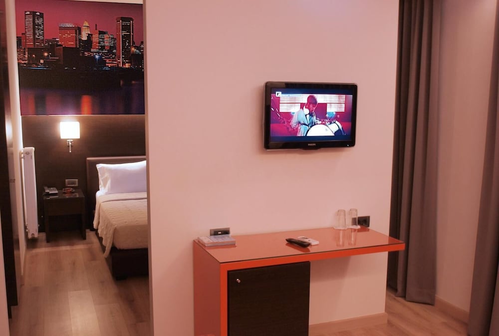 ATHENS CITY HOTEL 40/51