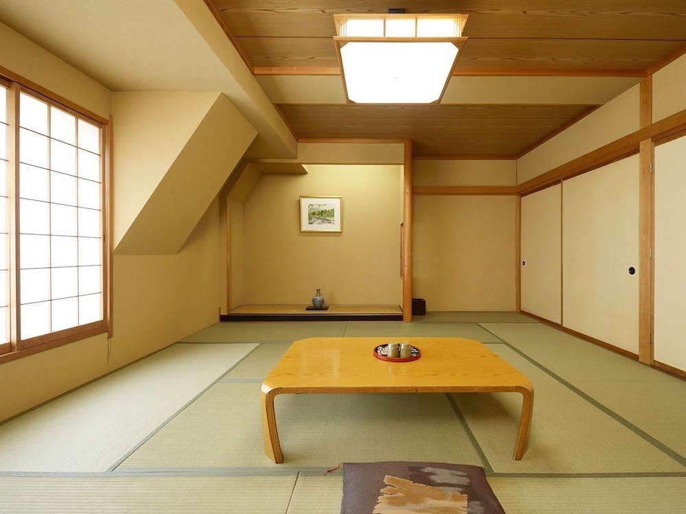 Yudanaka Shibu Onsen Kyo Suimei 12/21