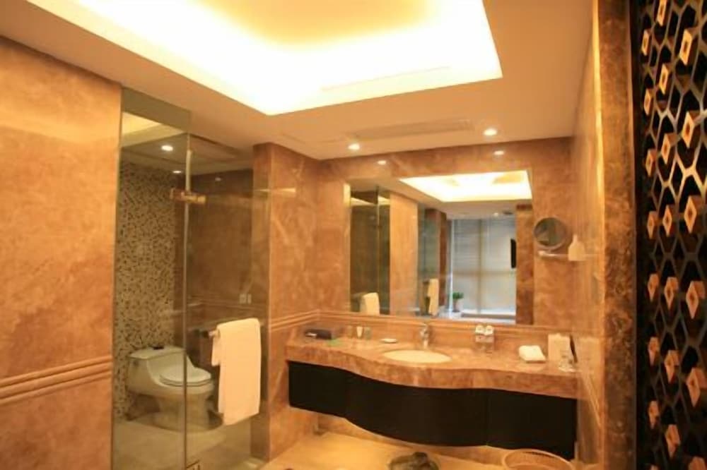 Grand Metropark Hotel Chongqing 31/33