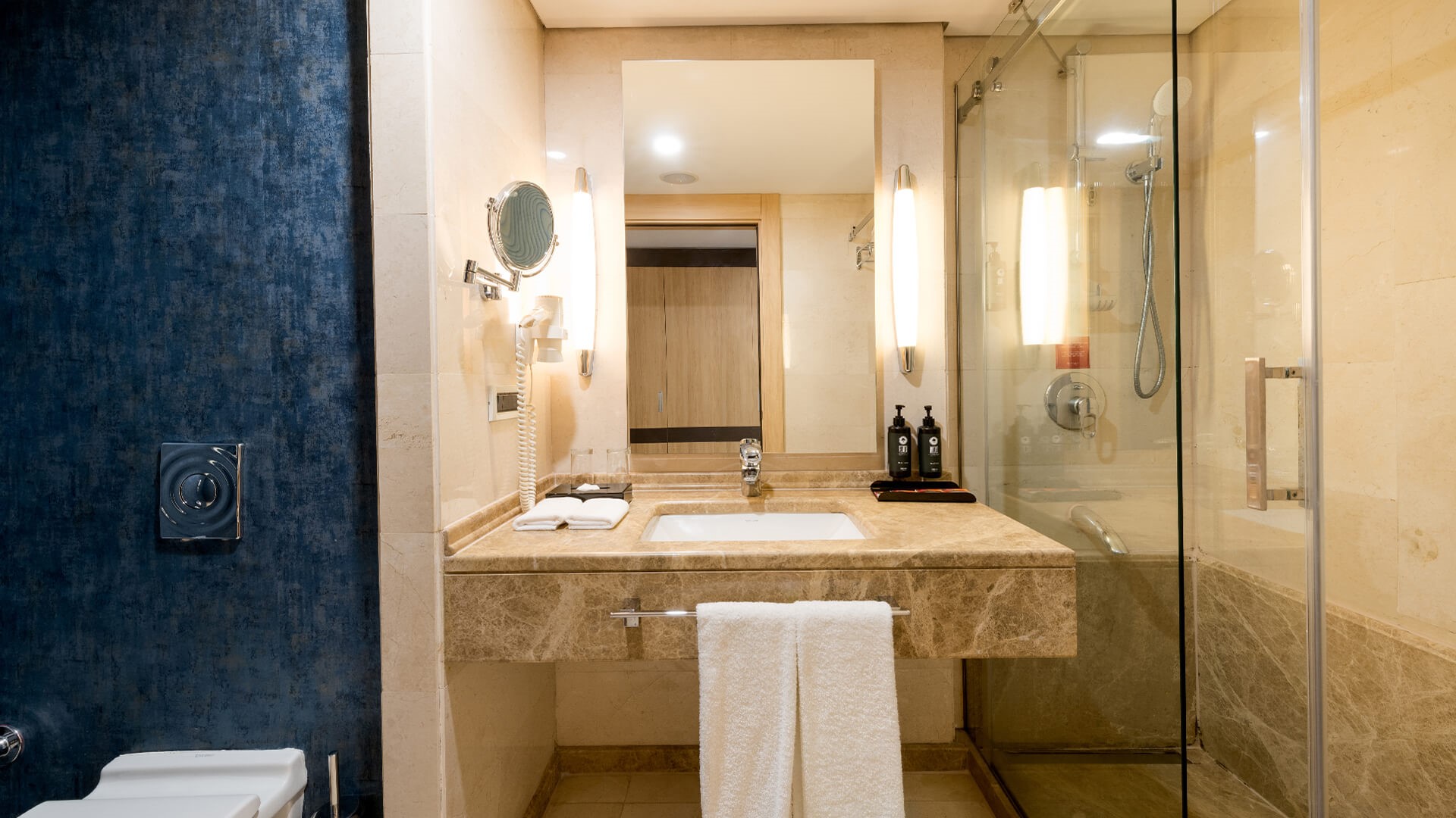 غرفة سوبيريور ثلاثية بسرير مزدوج، Ramada Plaza By Wyndham Istanbul City Center 6/7