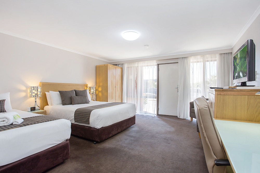 Country Comfort Warrnambool 10/34