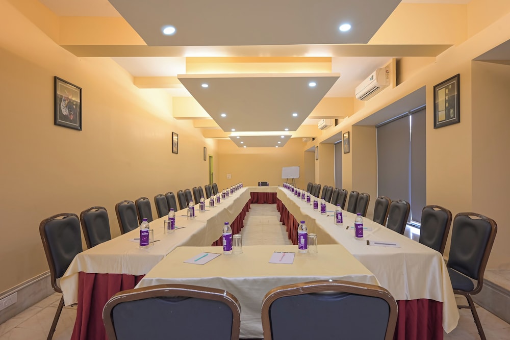Hotel Aristro 39/50