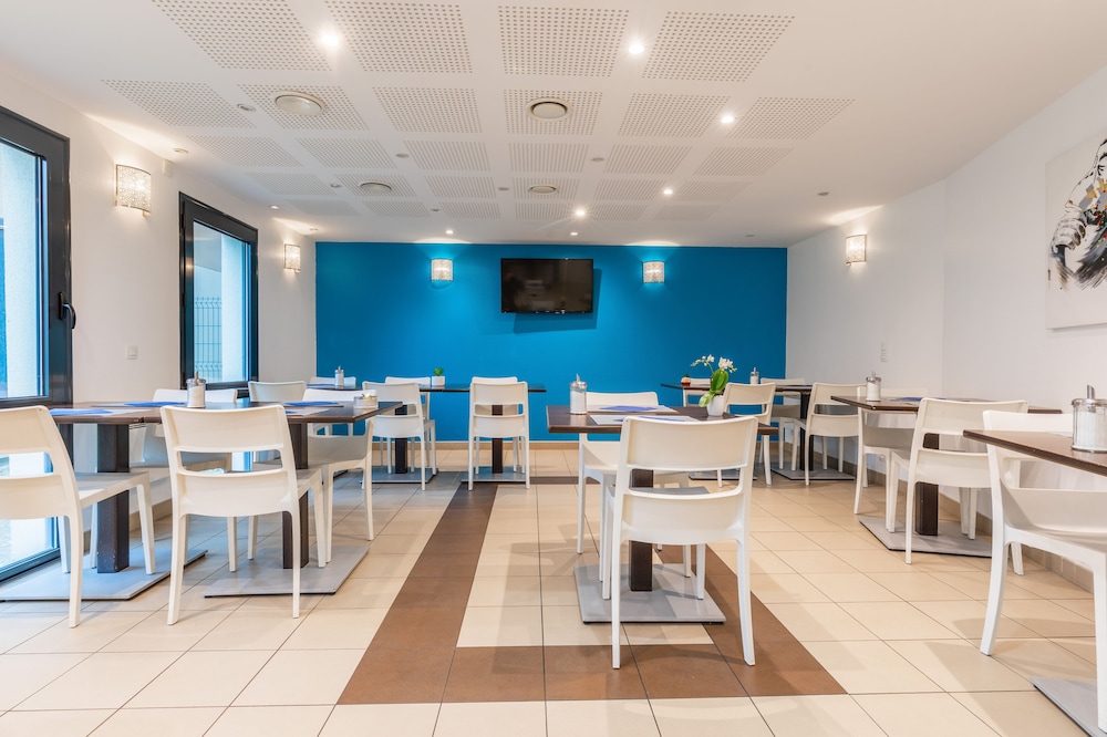 Hotel Residence Zenitude Magny Les Hameaux Versailles 38/49
