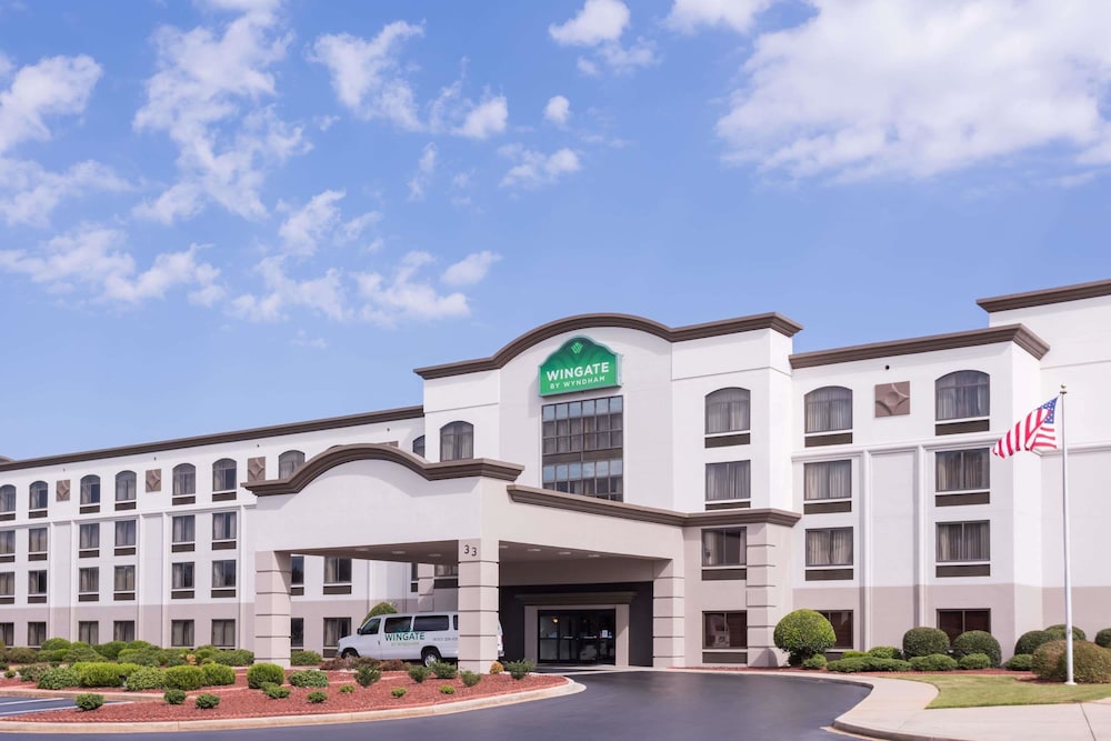 Wingate by Wyndham Greenville Airport 1/40