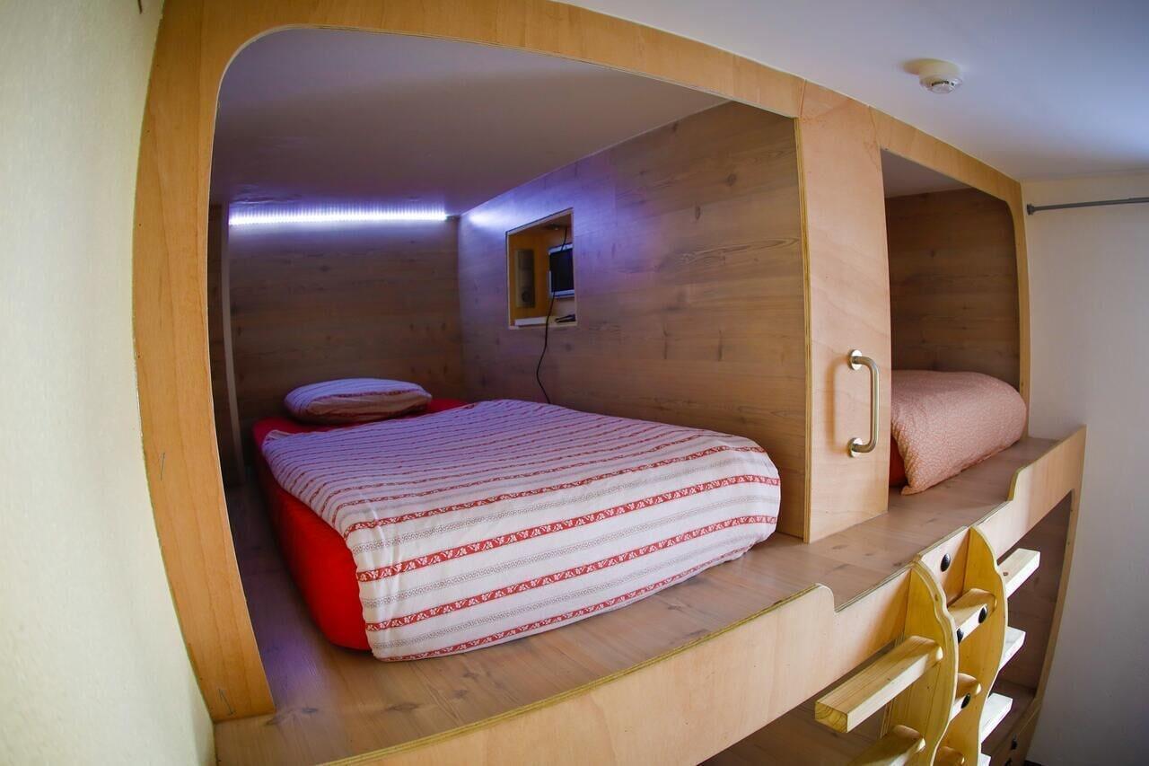 Hostel One Paralelo 16/33