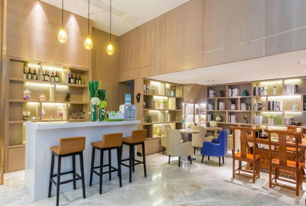 Echarm Hotel Xiantao Yuantai Weilaicheng، Xiantao 40/47