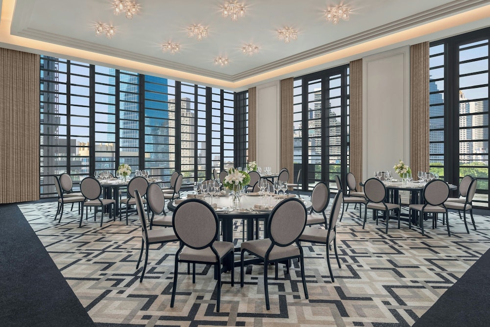 The Ritz-Carlton, Bangkok 31/45