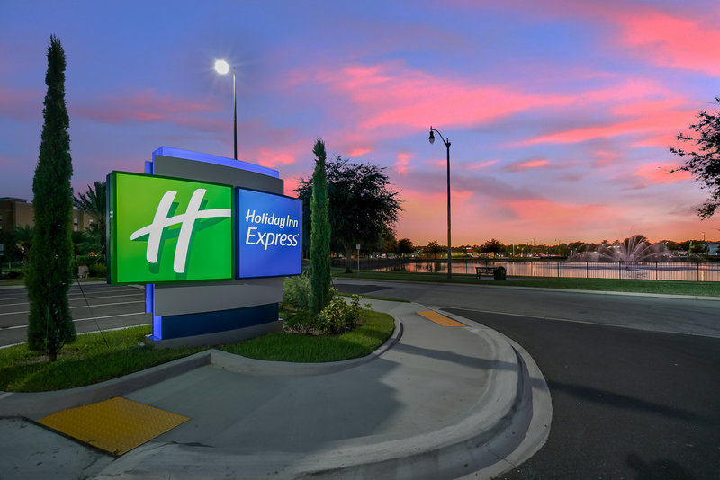 Holiday Inn Express Jacksonville South Bartram Prk 38/69