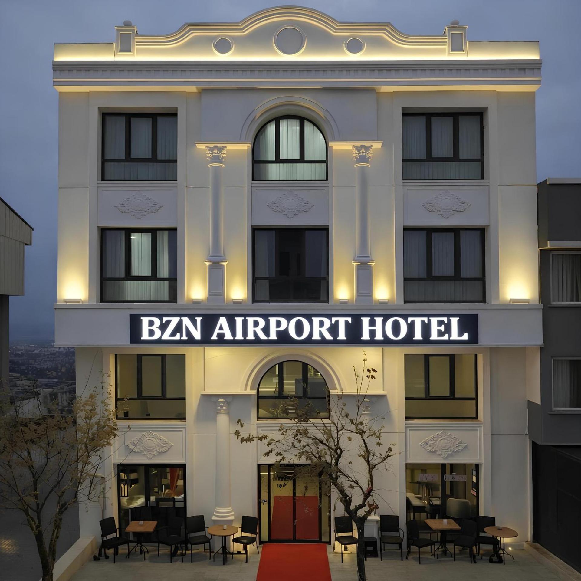 BZN Airport Hotel 1/21