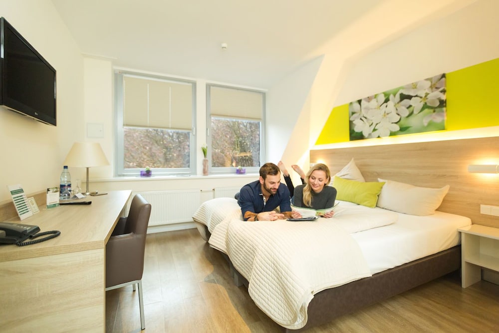STANDARD, DOUBLE BED