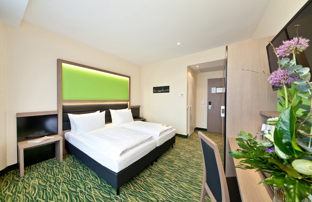 Garner Hotel Berlin - Charlottenburgm, an IHG Hotel 24/82