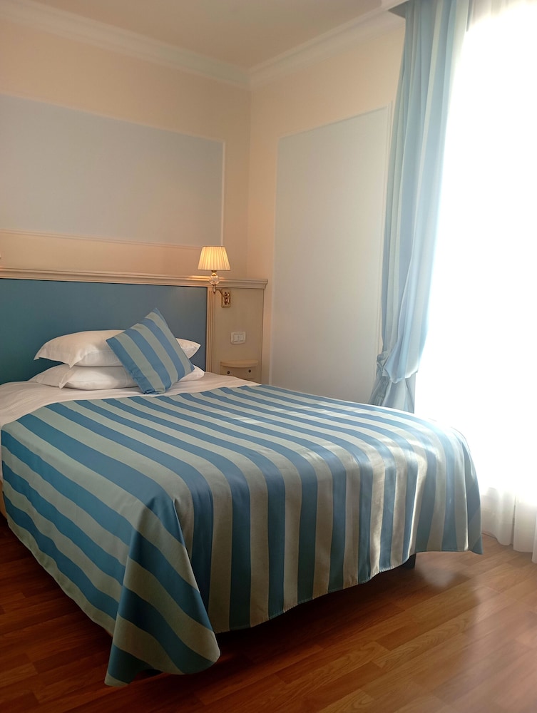 Hotel Italia Palace 20/71