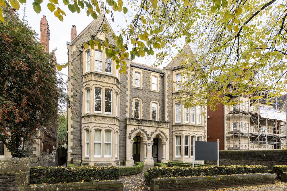 SACO Cardiff - Cathedral Road 3/39