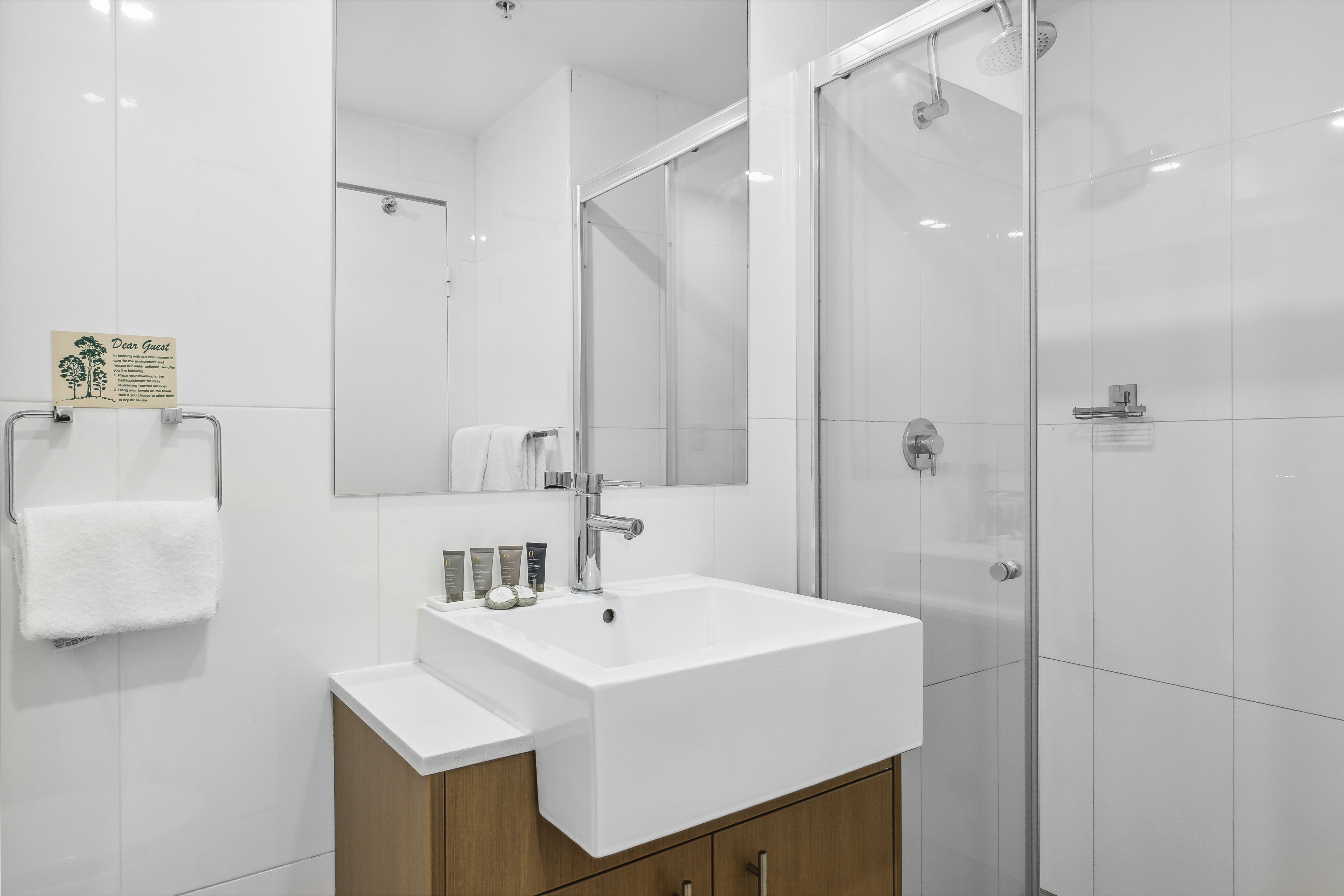 Apx World Square Apartments 52/52
