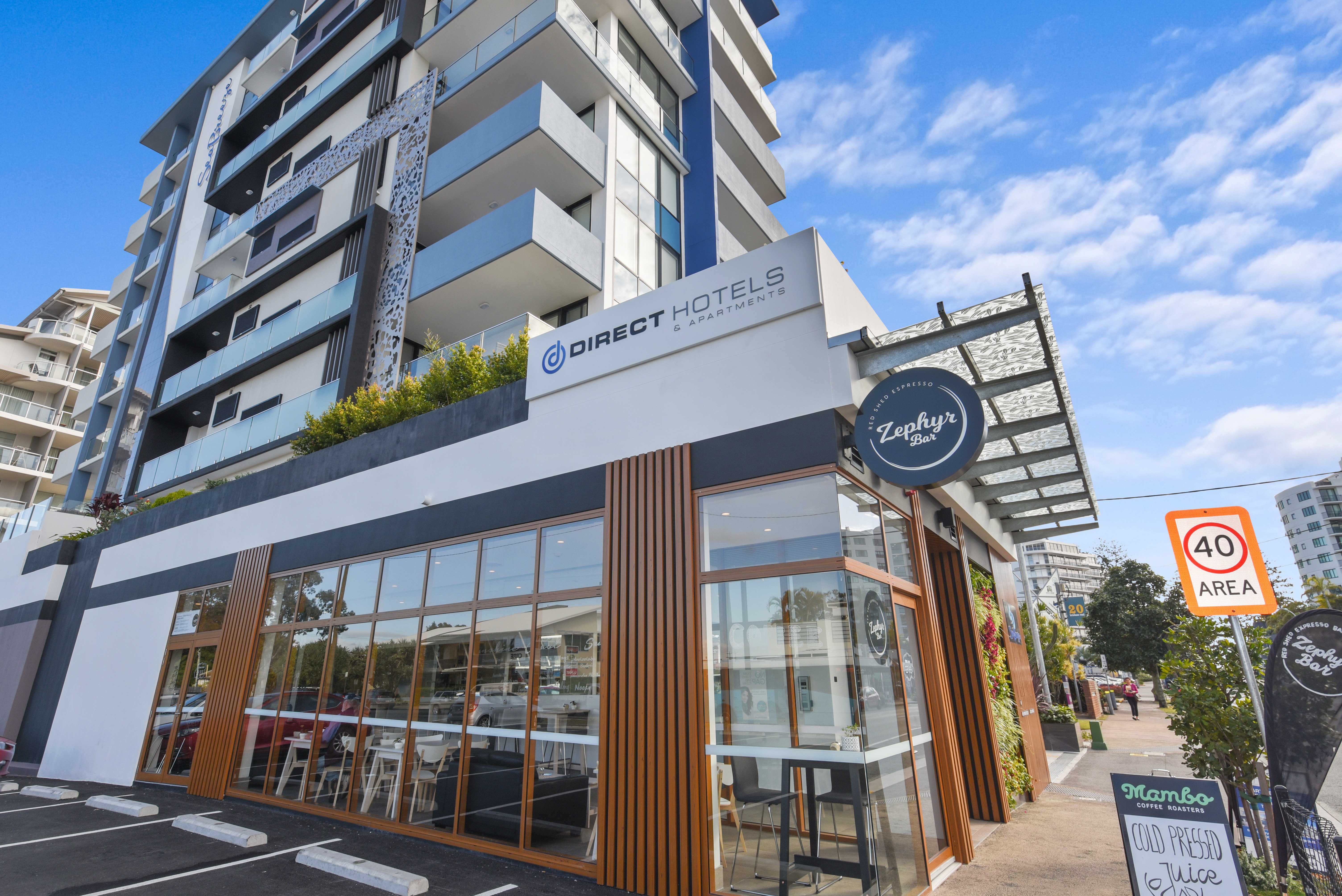 Sea Breeze Mooloolaba 1/2
