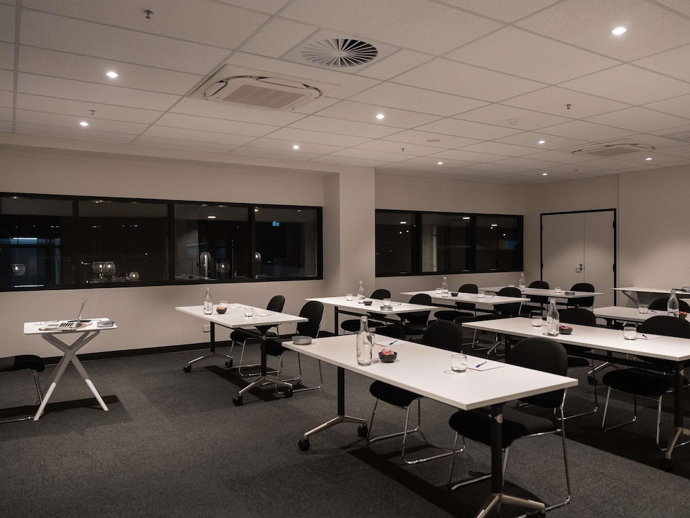 Mantra Tonsley Adelaide 45/55