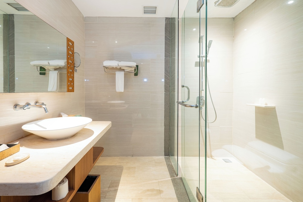 Vouk Hotel And Suites 71/71