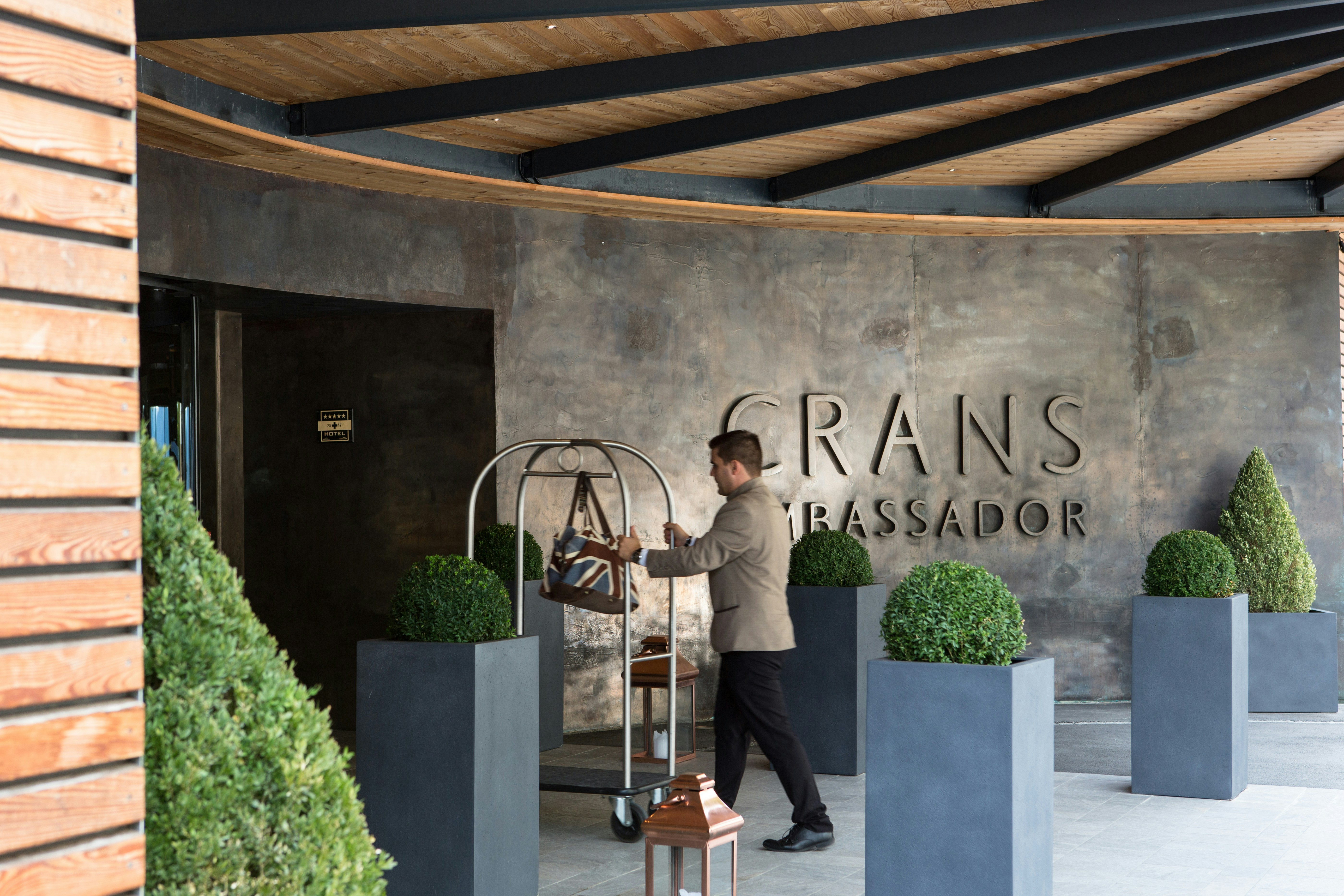 Crans Ambassador Luxury Sport Resort 11/86