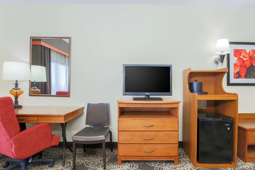 Hampton Inn Suites Dallas Allen 42/51