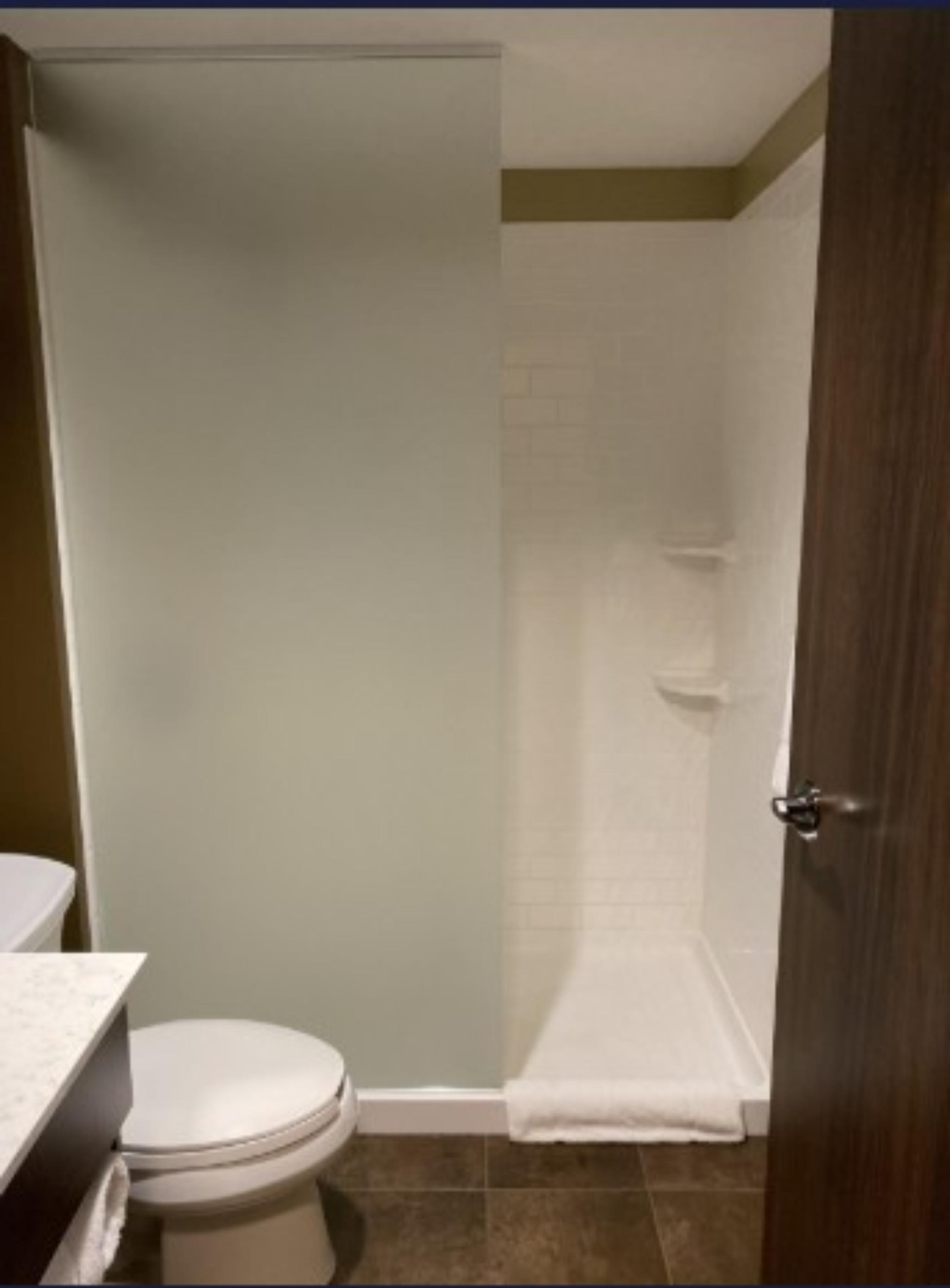 Efficiency, Queen Bed، Microtel Inn Suites By Wyndham Timmins 9/10