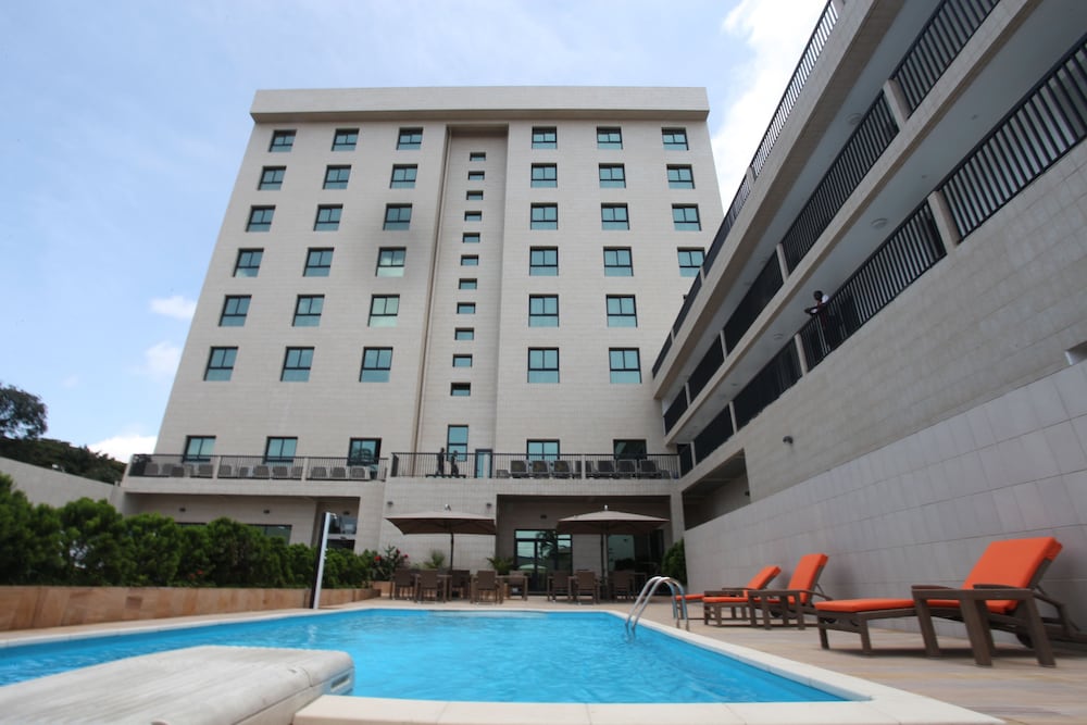 Star Land Hotel 3/60