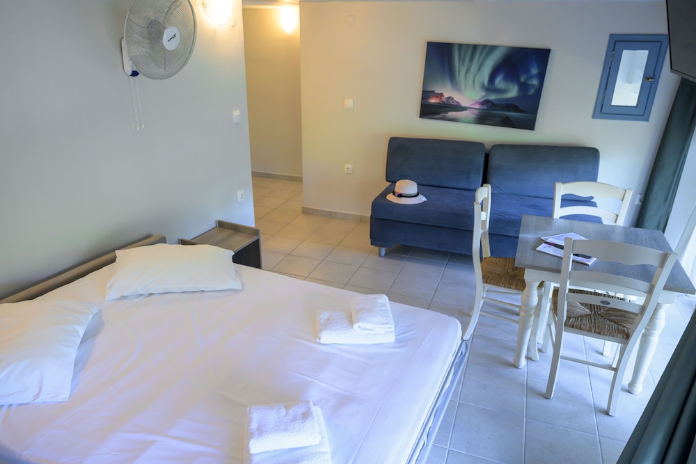 Rouda Bay Beach Hotel 19/50