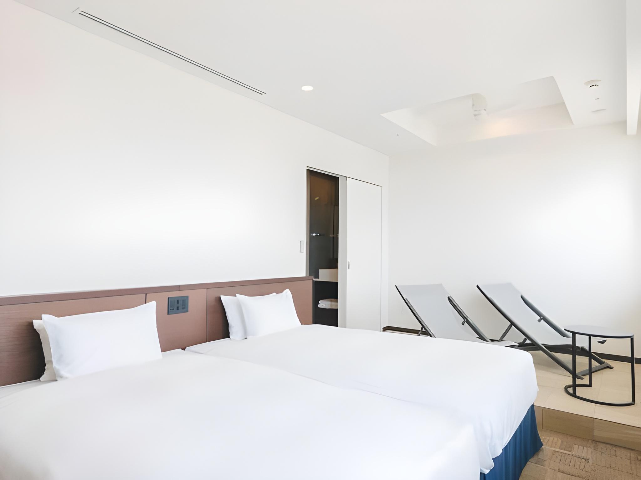 Hollywood, Tower, Spa, Twin Beds, Sauna