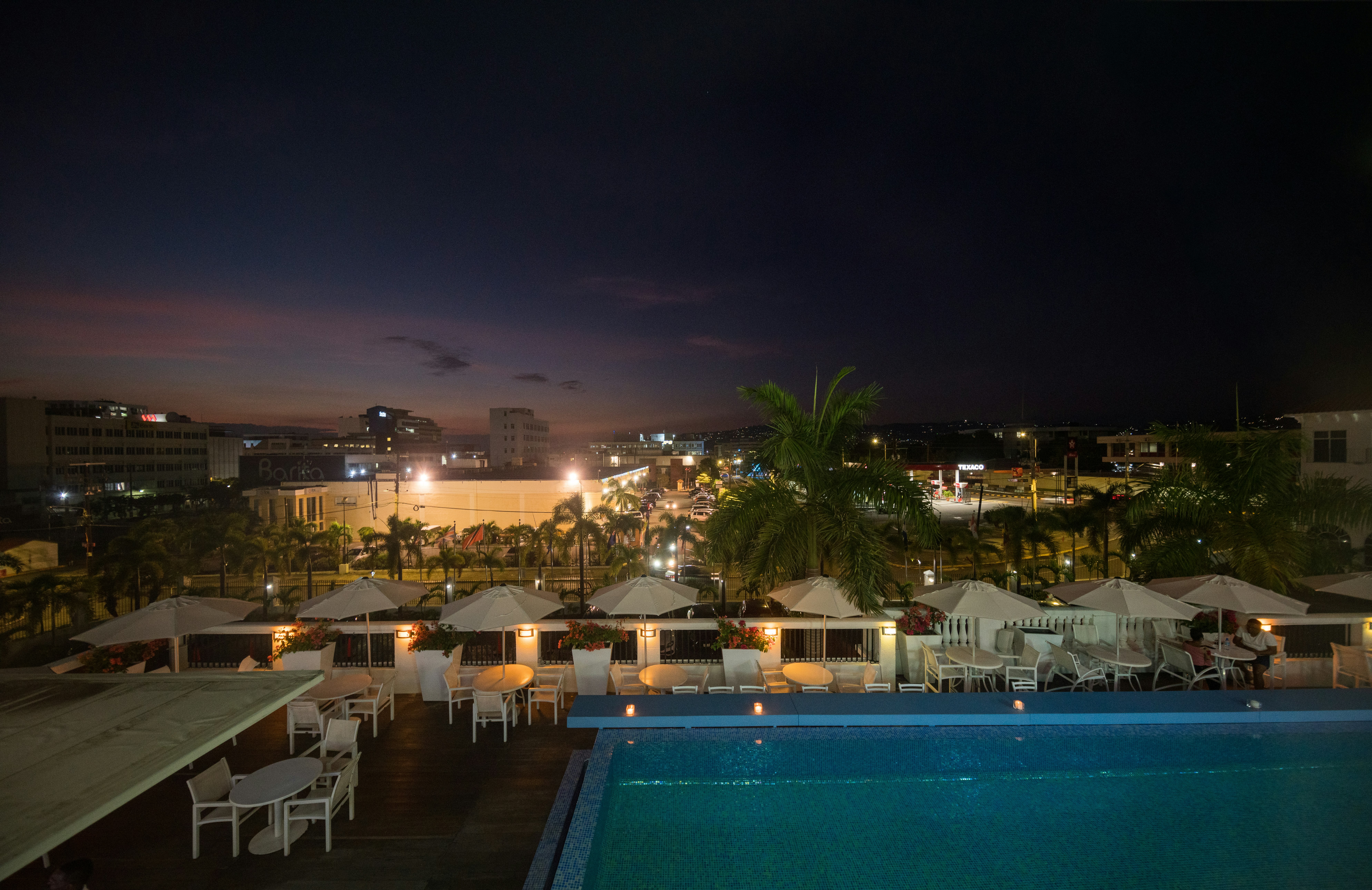 Spanish Court Hotel 40/50
