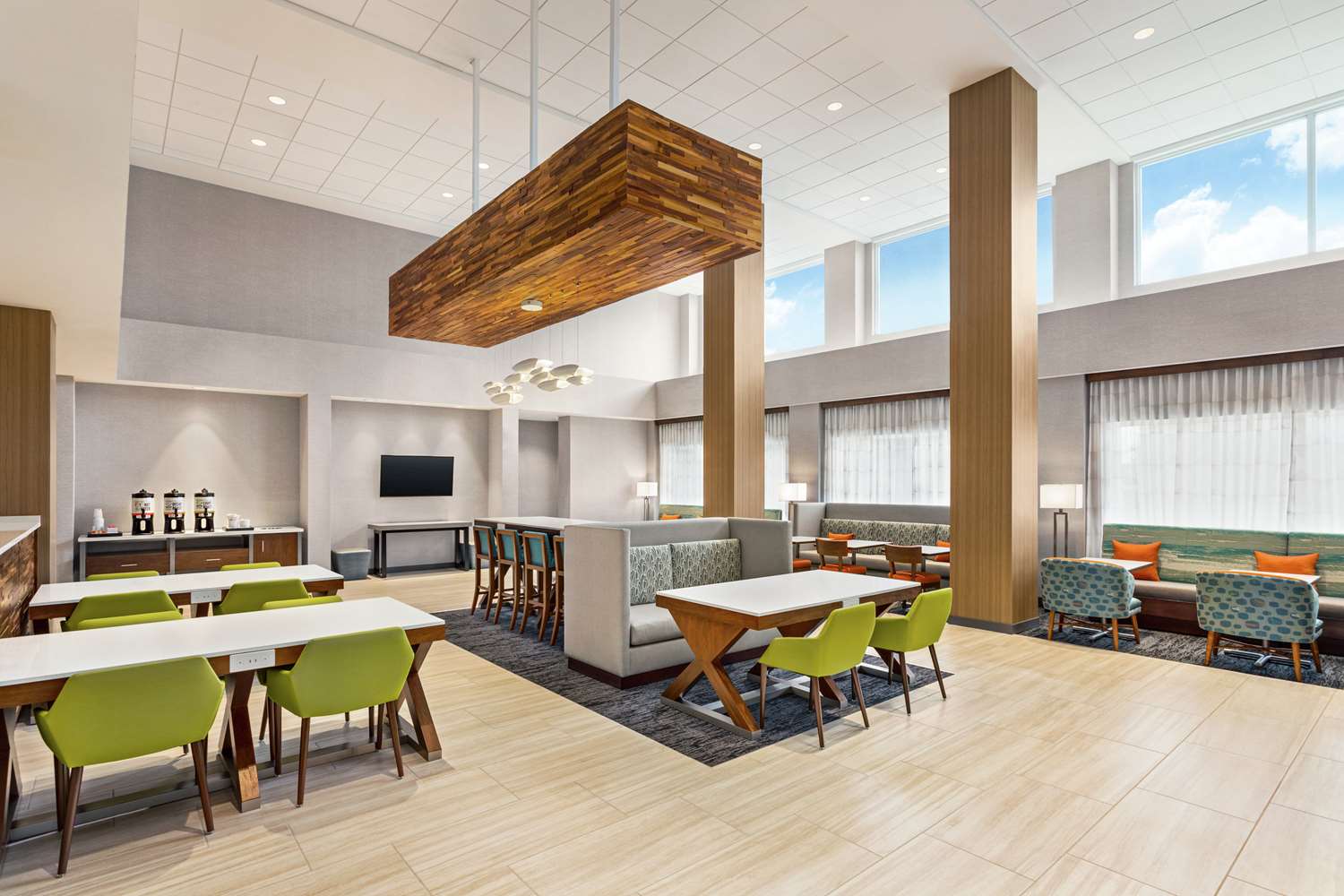 Hampton Inn & Suites Miami Kendall, FL 14/19
