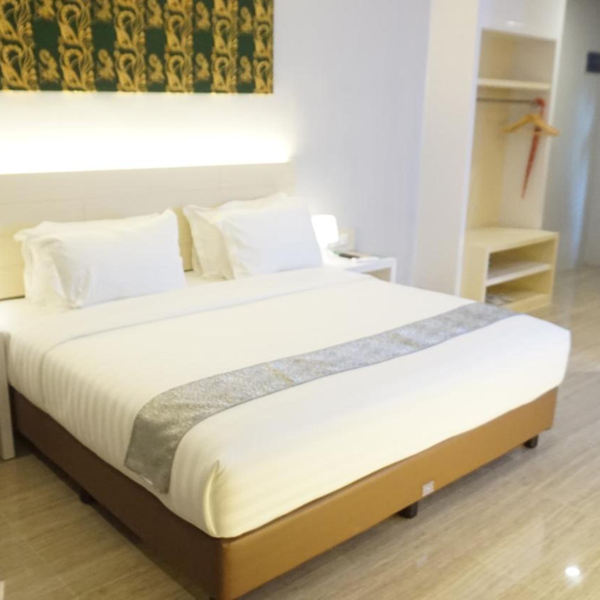 Deluxe, Double Bed, Garden View