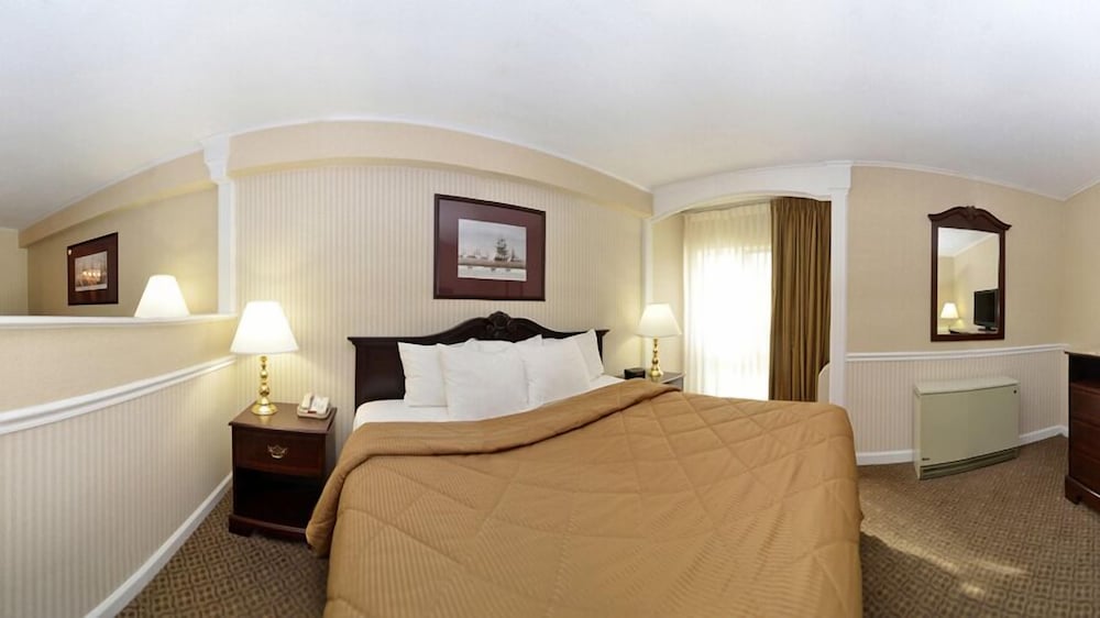 Comfort Inn & Suites Plattsburgh - Morrisonville 7/37