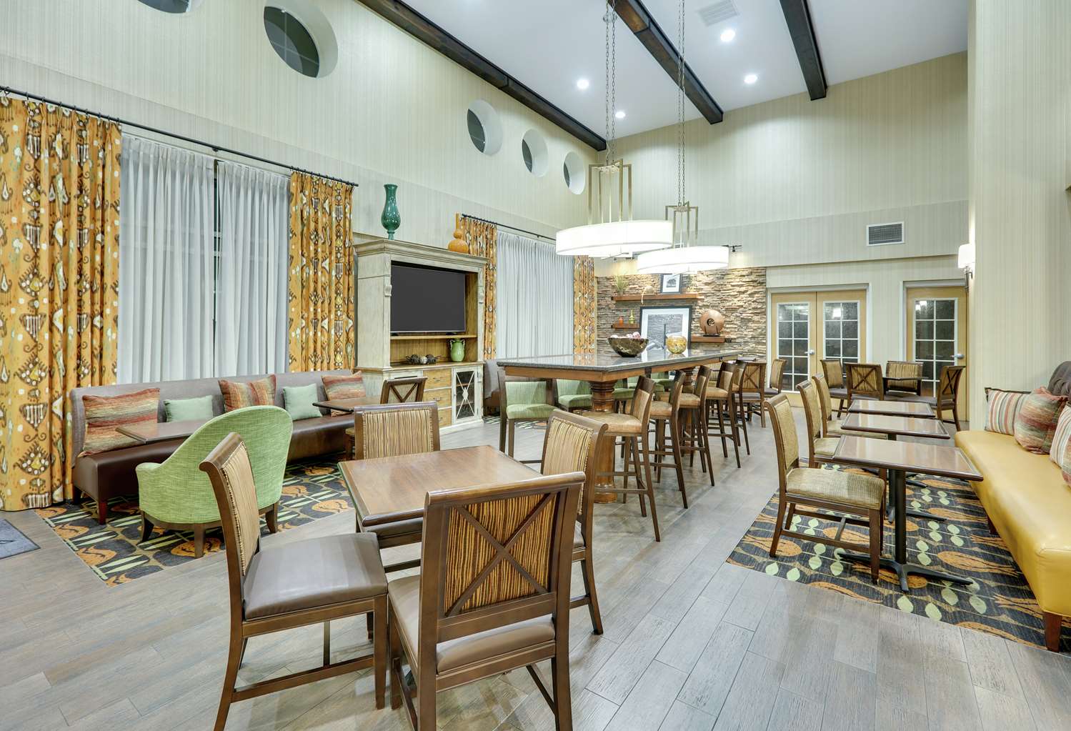 restaurant cafeteria
