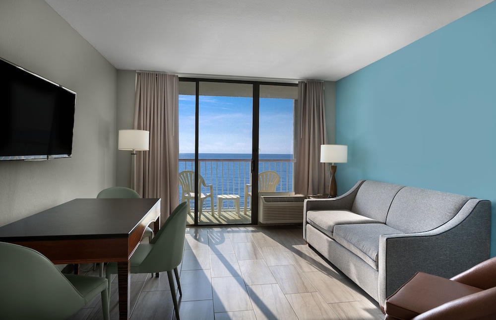 Crown Reef Resort 45/68