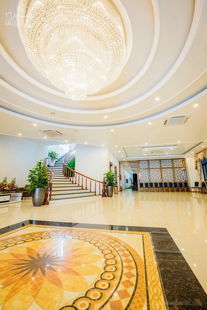 Quang Tung Hotel 8/45