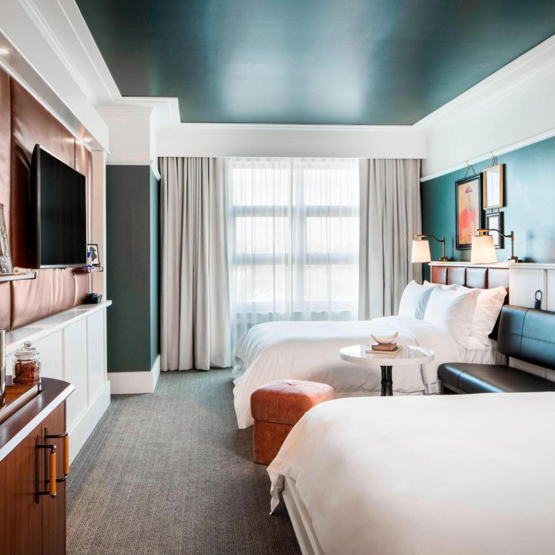 Deluxe, 2 Queen Beds, City View, PERRY LANE HOTEL, A LUXURY COLLECTION HOTEL, SAVANNAH 4/5