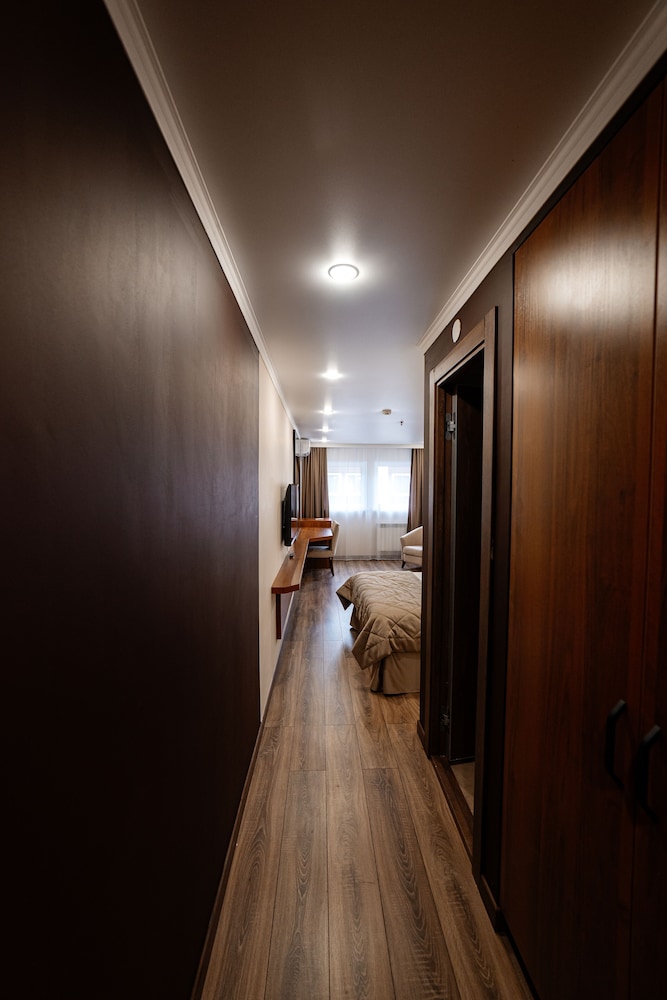 Chagala Uralsk Hotel 21/50