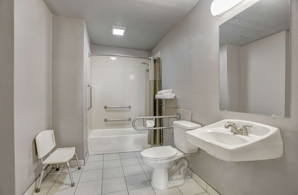 Motel6 Lodi, CA 46/47