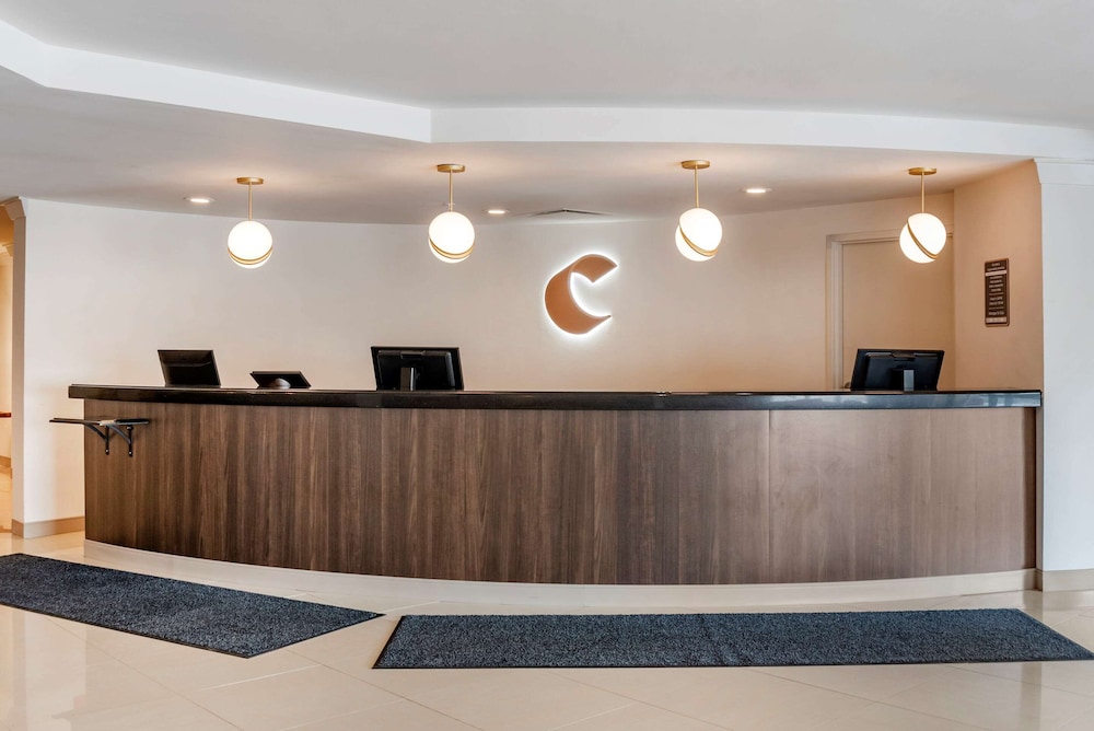 TRYP by Wyndham Tallahassee North I-10 Capital Circle 8/63