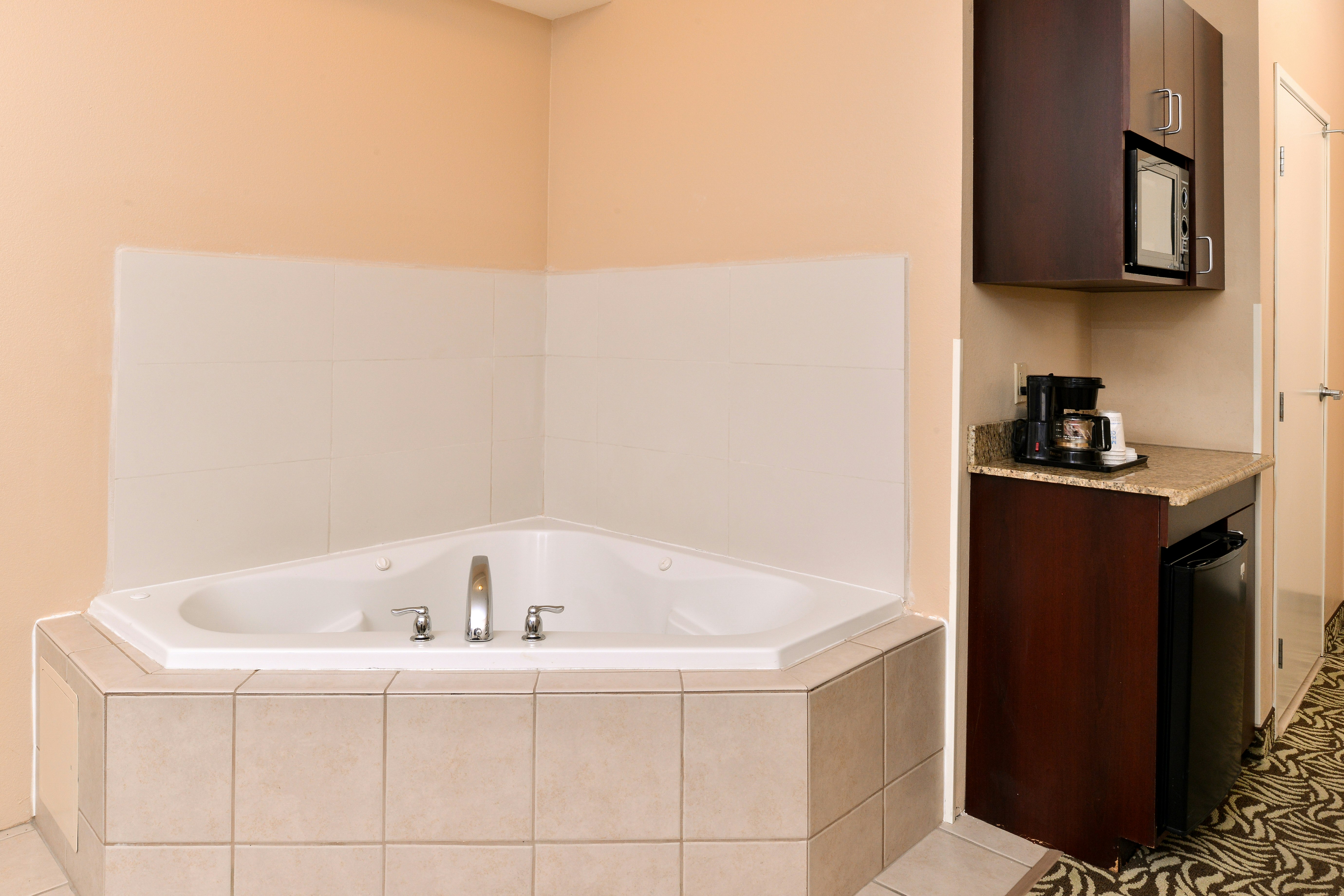 Holiday Inn Express Hotel And Suites Fresno River Park Hwy 41 48/50