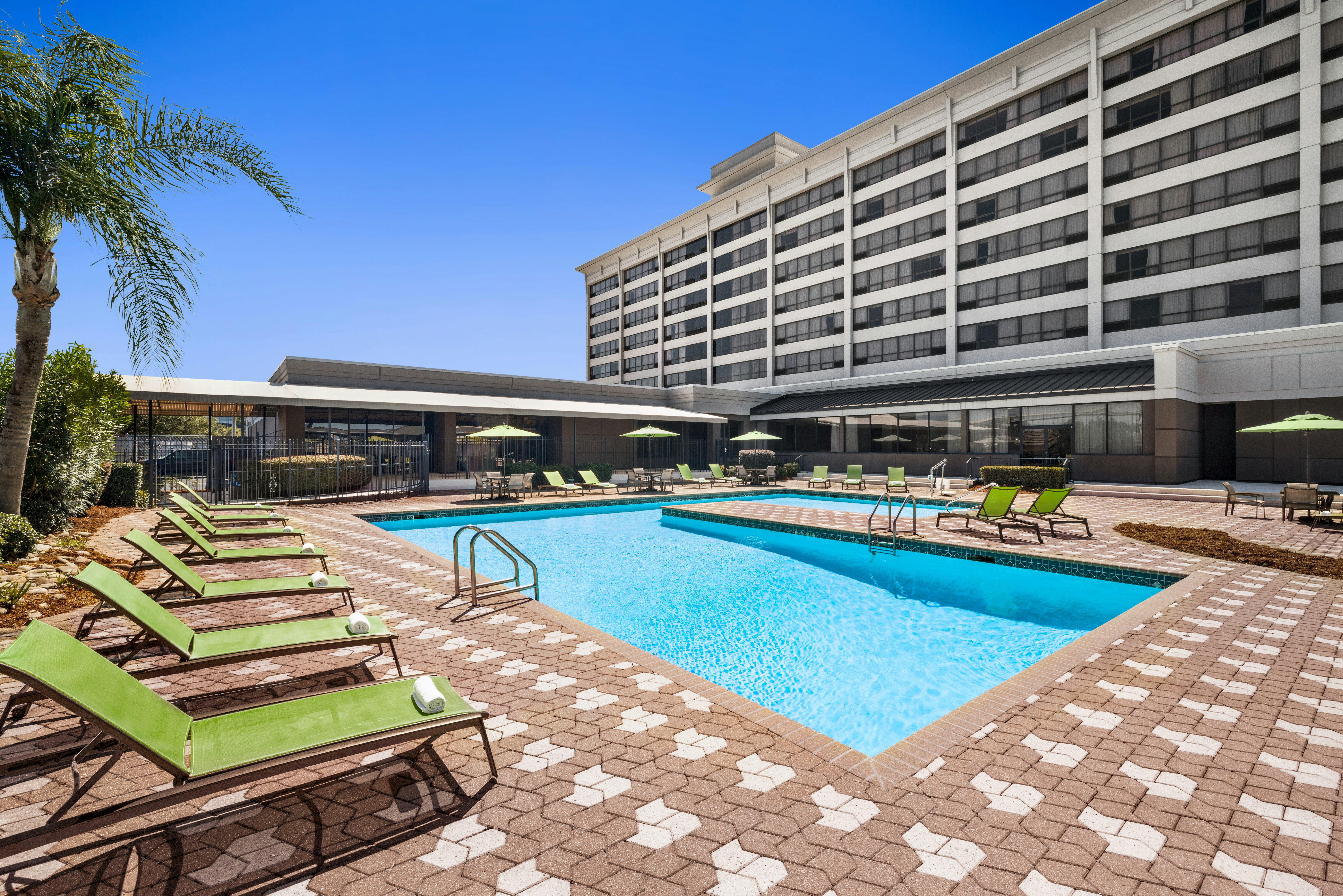 Doubletree By Hilton New Orleans Airport 57/58