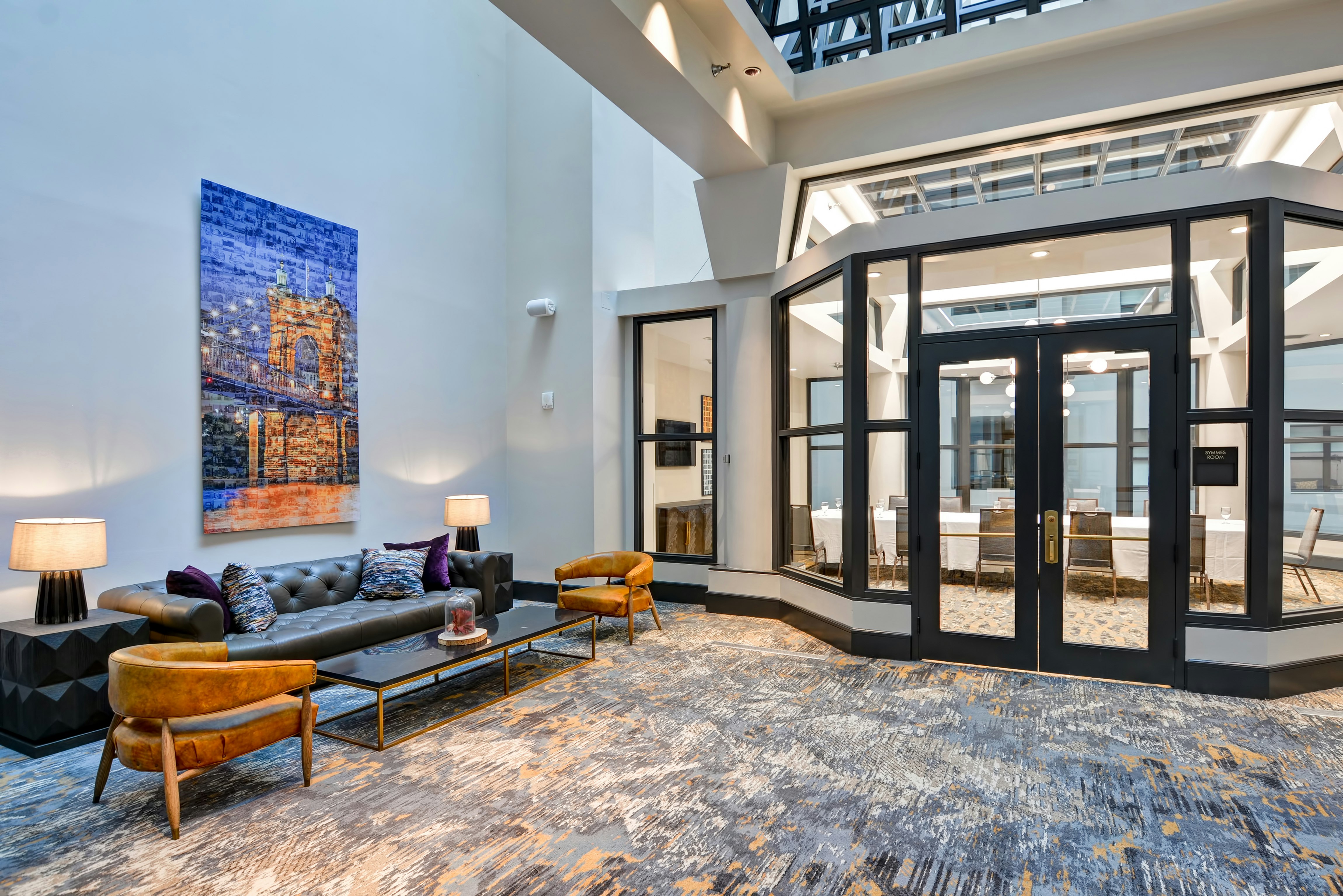 The Cincinnatian Hotel, Curio Collection by Hilton 38/49