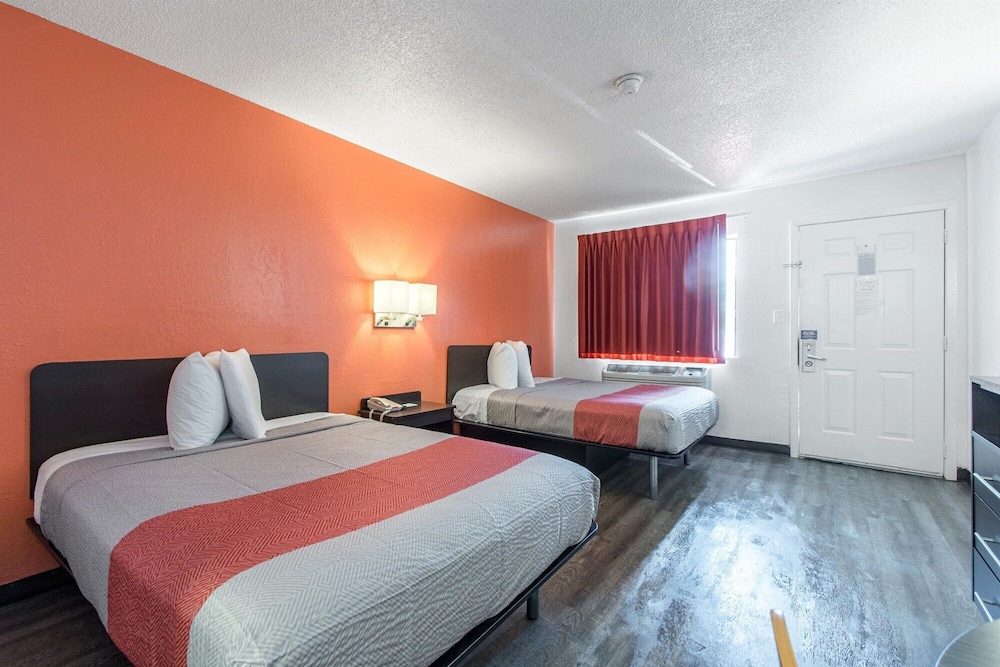 Motel6 Norcross, GA - Atlanta Northeast 23/38
