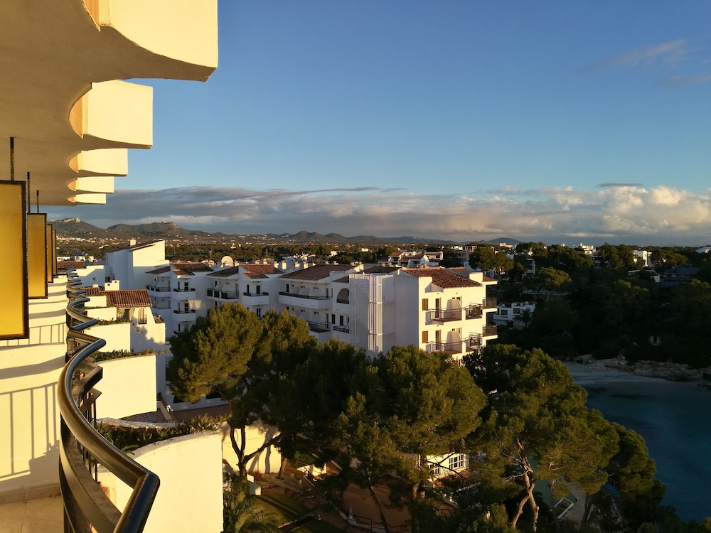 Cala Ferrera Hotel 189/191