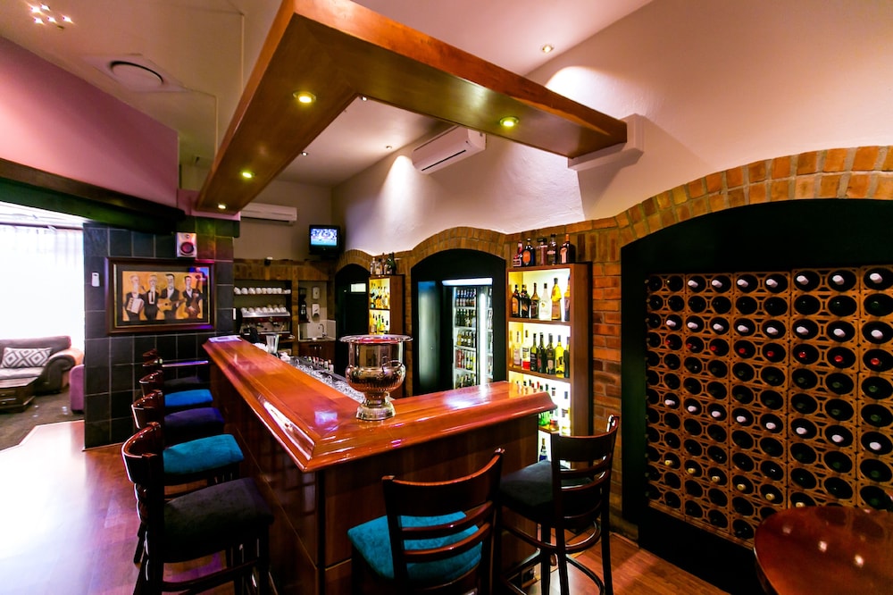 Cape Town Lodge Hotel 41/53