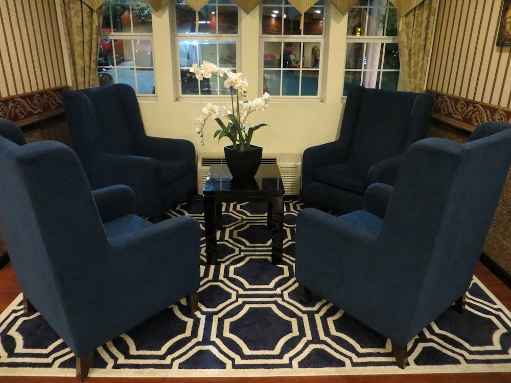 Microtel Inn Suites By Wyndham Stockbridge Atlanta I 75 36/58