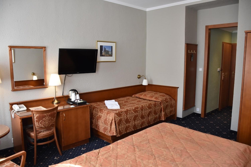 Hotel Arbes 46/48