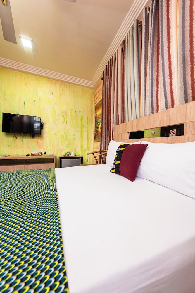 ECONOMY, DOUBLE BED