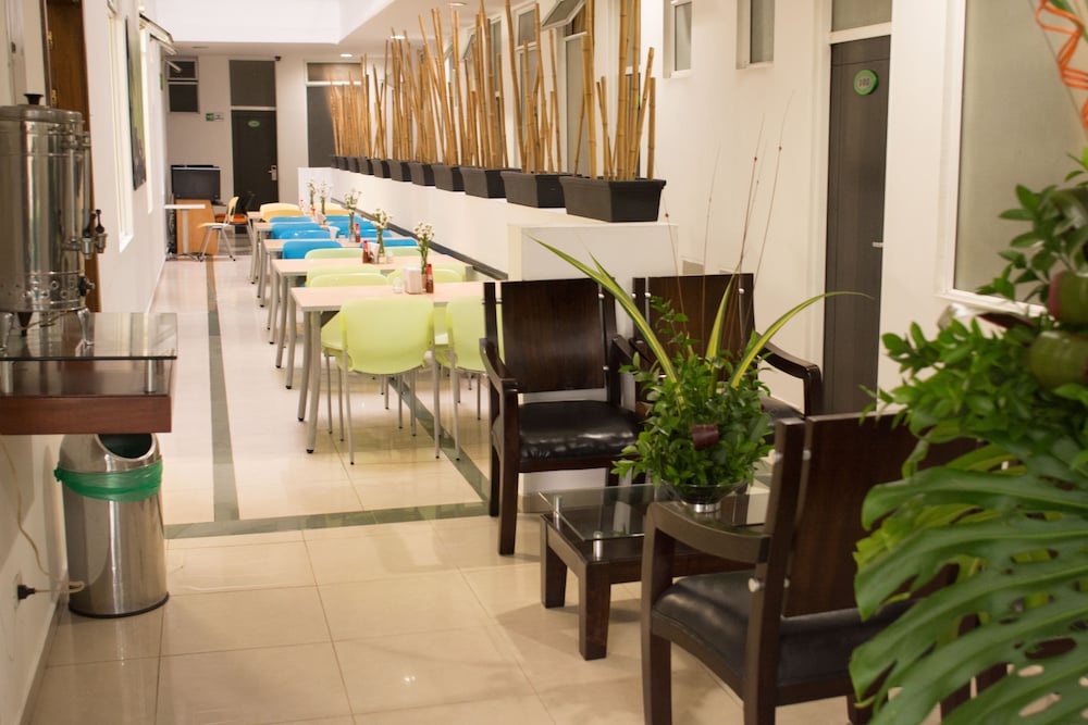 Hotel Alcaravan 45/58