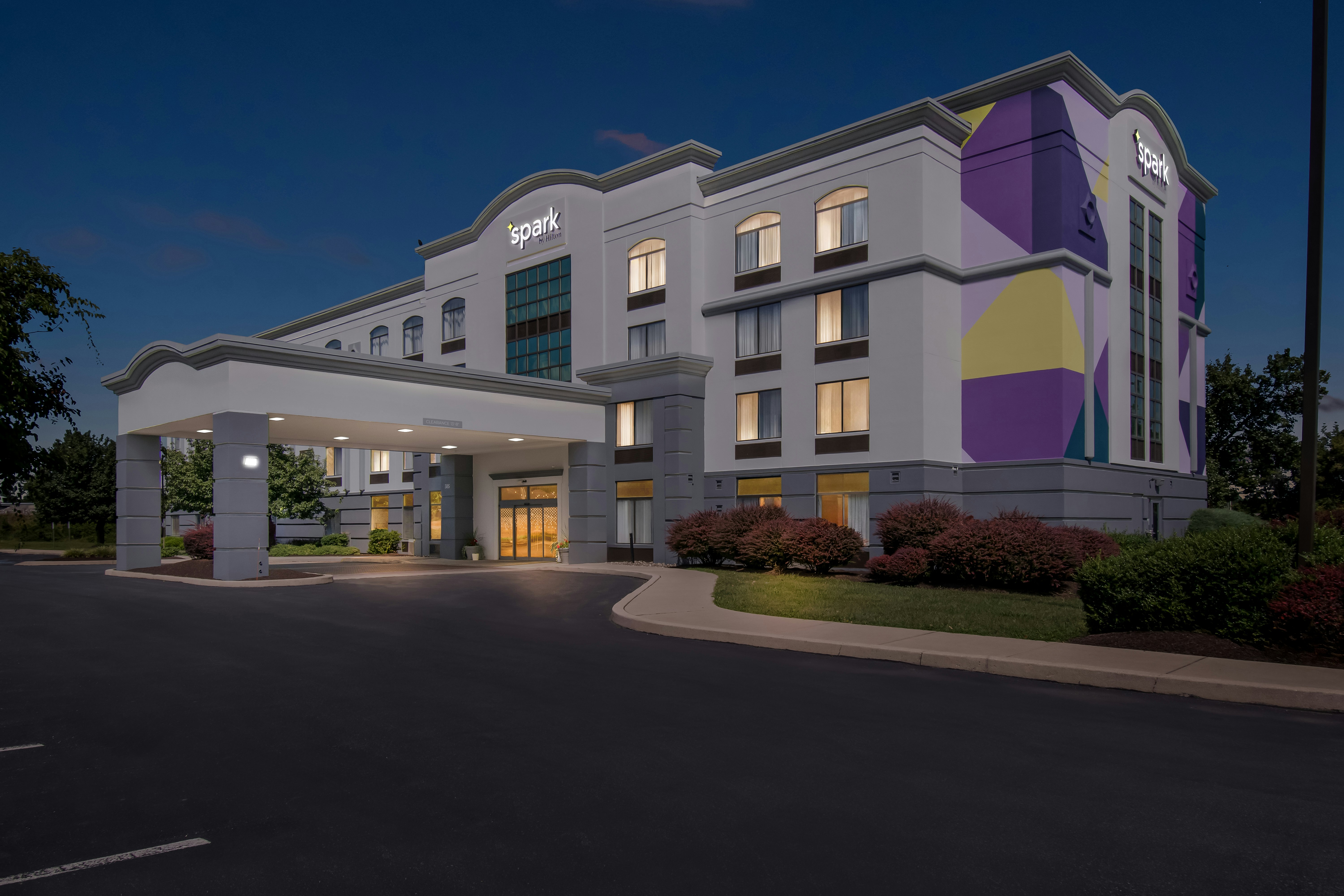 Spark by Hilton Mechanicsburg 1/50