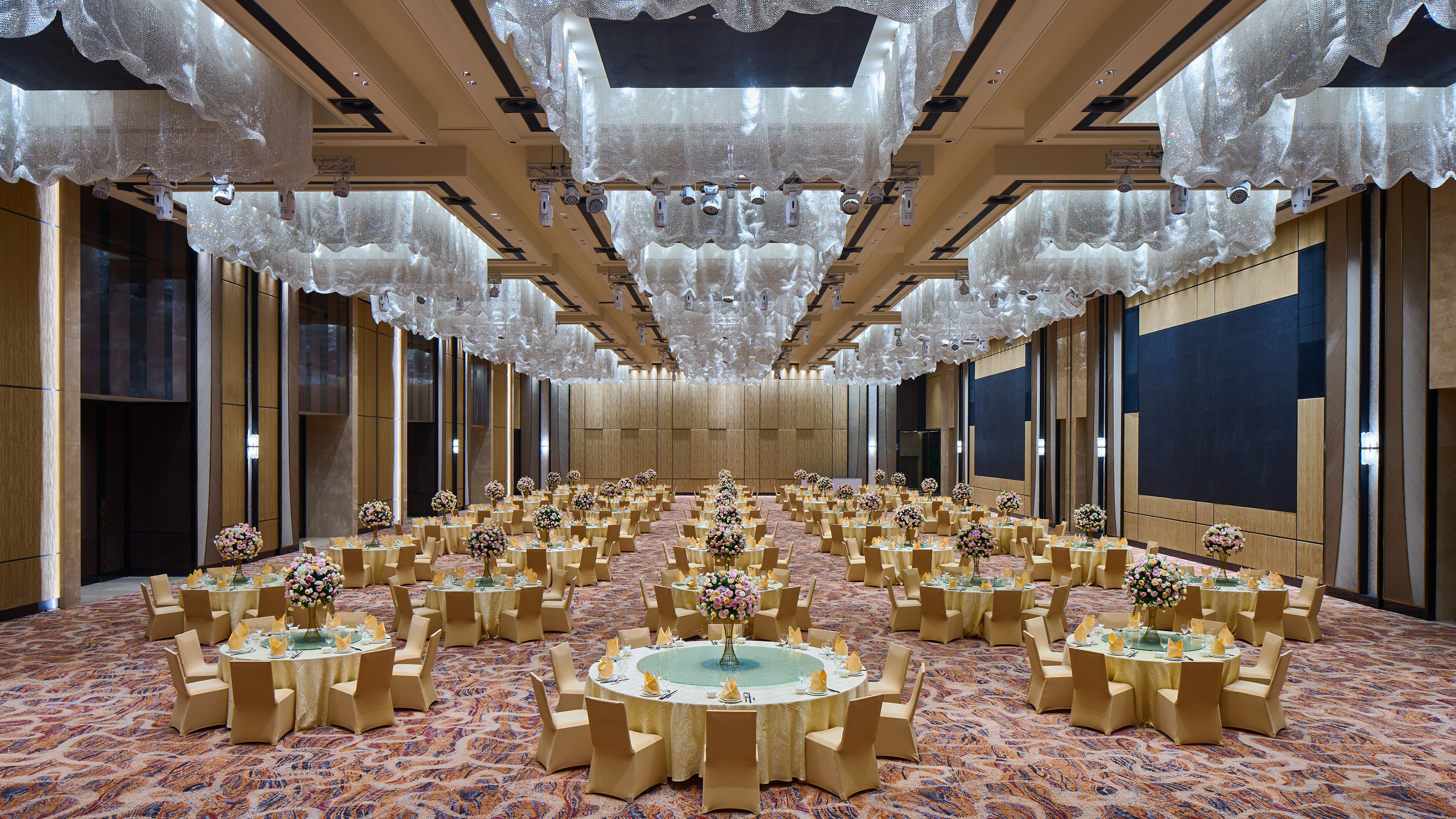 Intercontinental Hotels Hefei 73/80